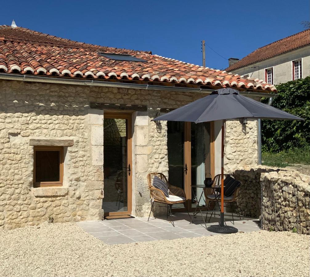 Les Ombrieres Bed & Breakfast Porcheresse Exterior photo